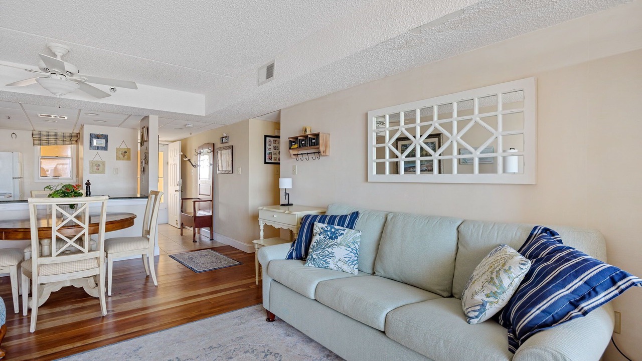 Photo of Livingroom in Avalon