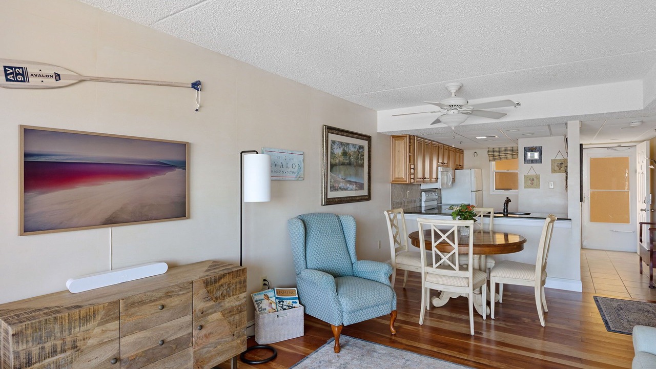 Photo of Livingroom in Avalon