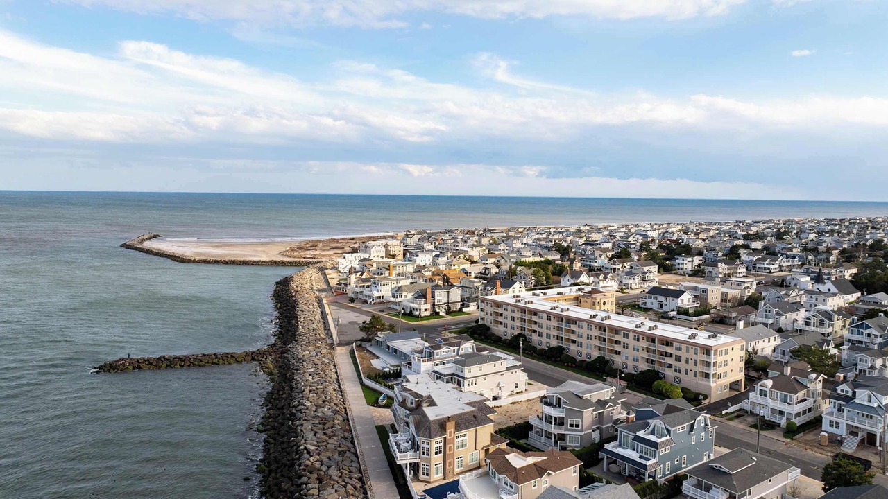 Photo of Outdoor in Avalon
