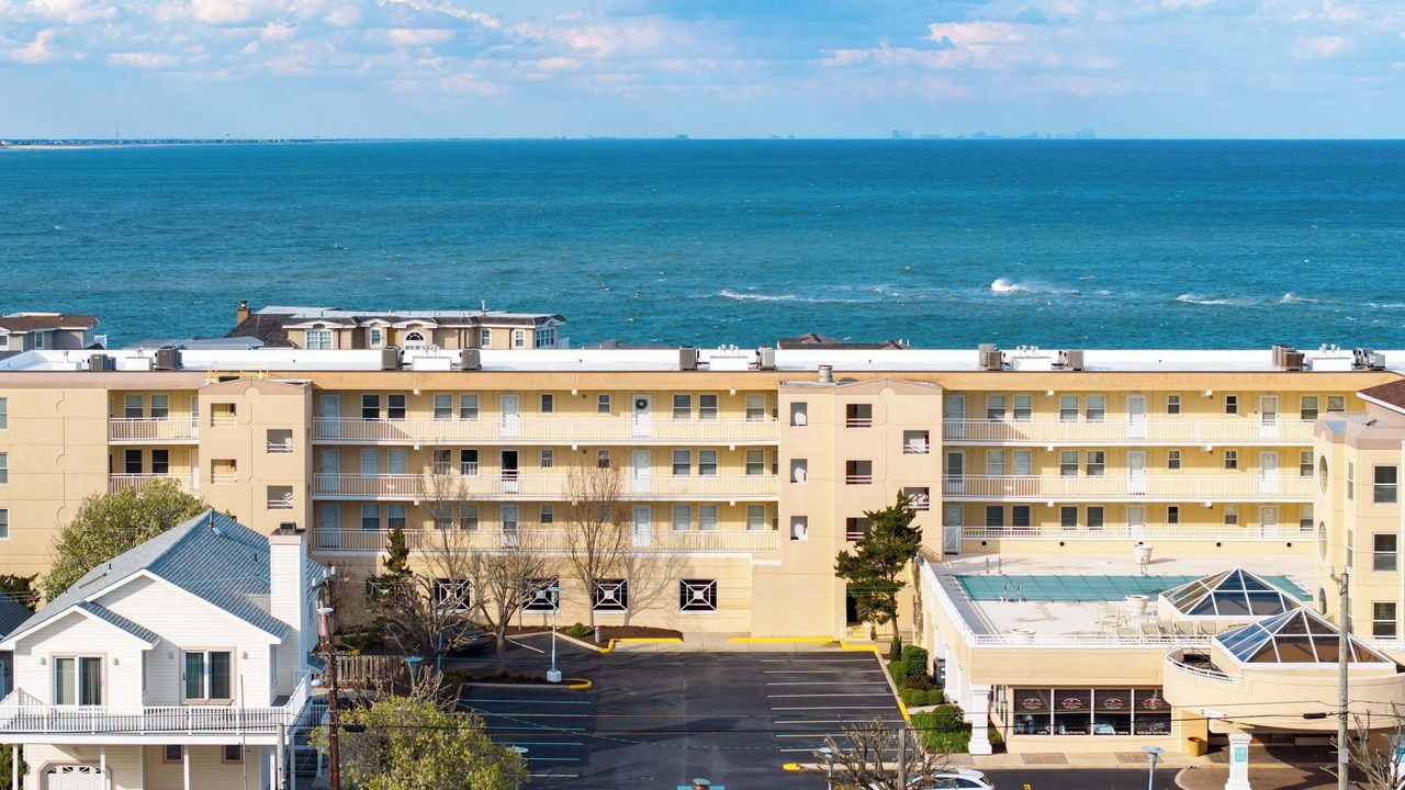 Photo of Outdoor in Avalon