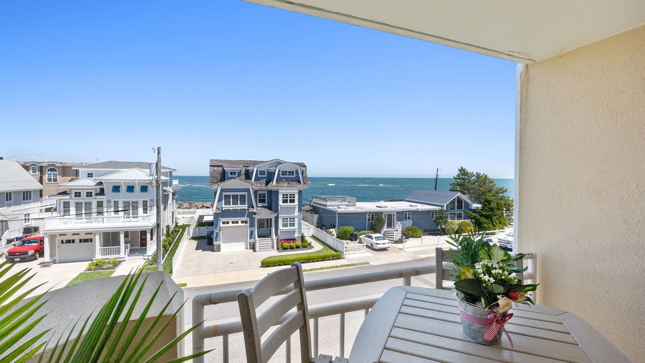 Photo of Outdoor in Avalon