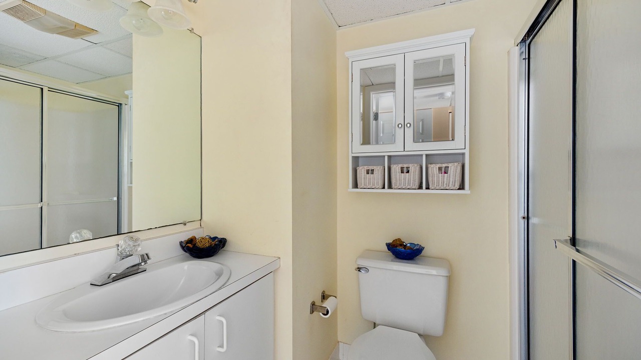 Photo of Bathroom in Avalon