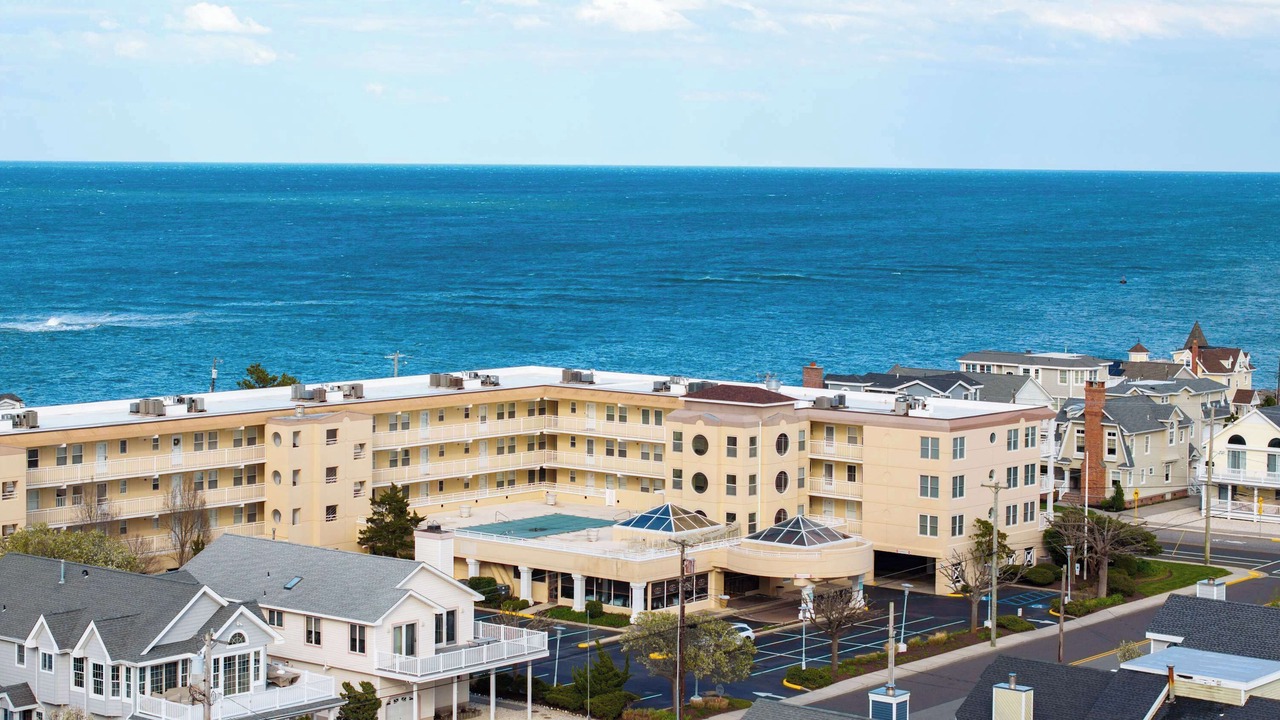 Photo of Outdoor in Avalon