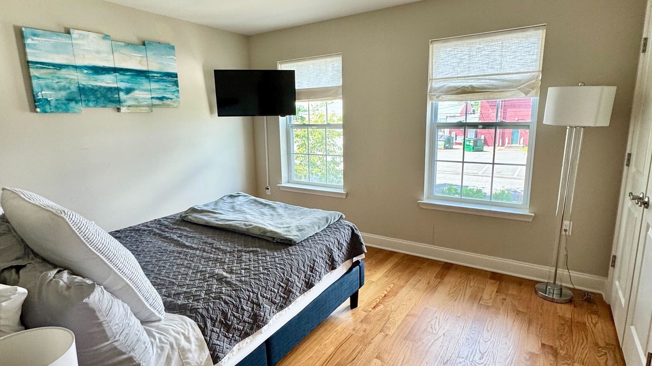 Photo of Bedroom in Long Branch