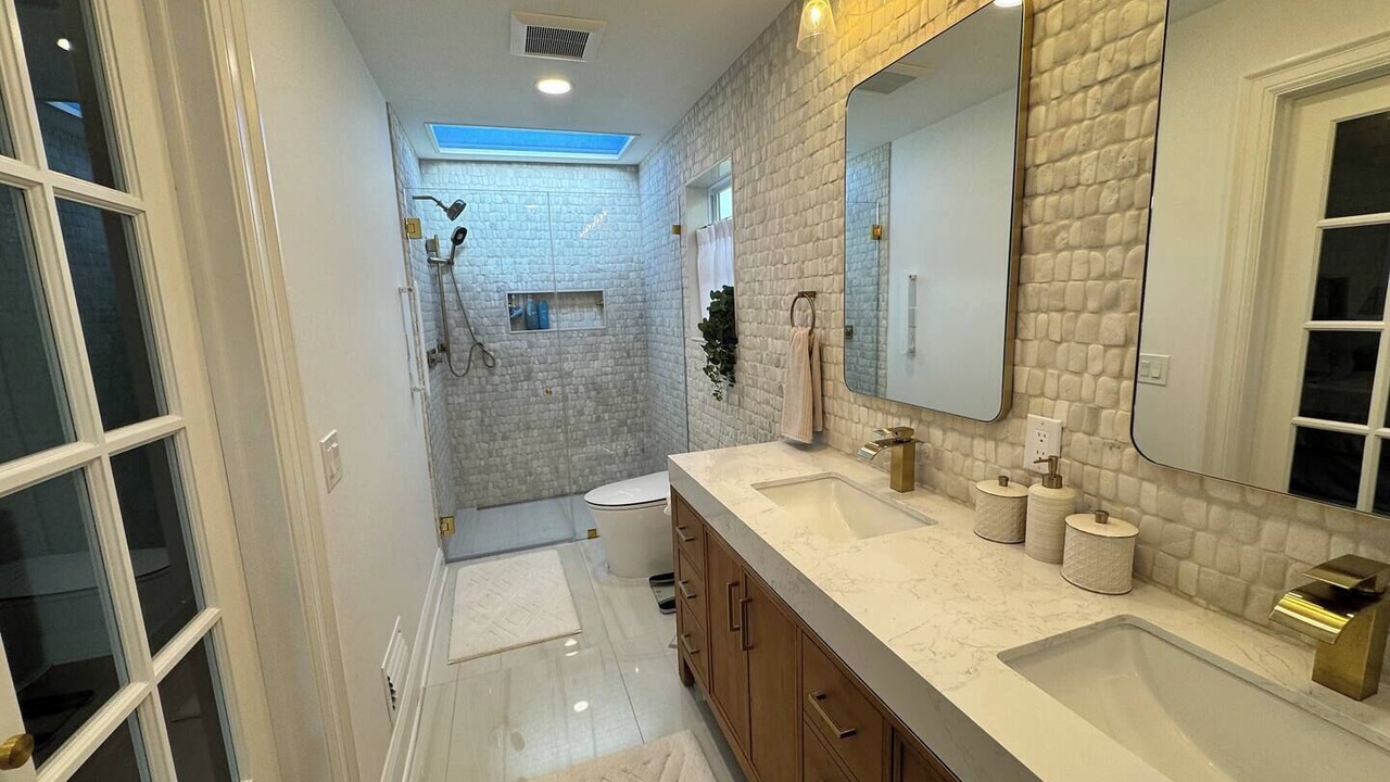 Photo of Bathroom in Long Branch