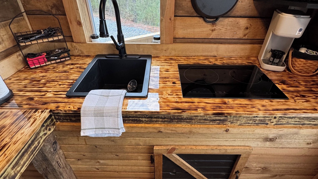 Photo of Kitchen in Glenville