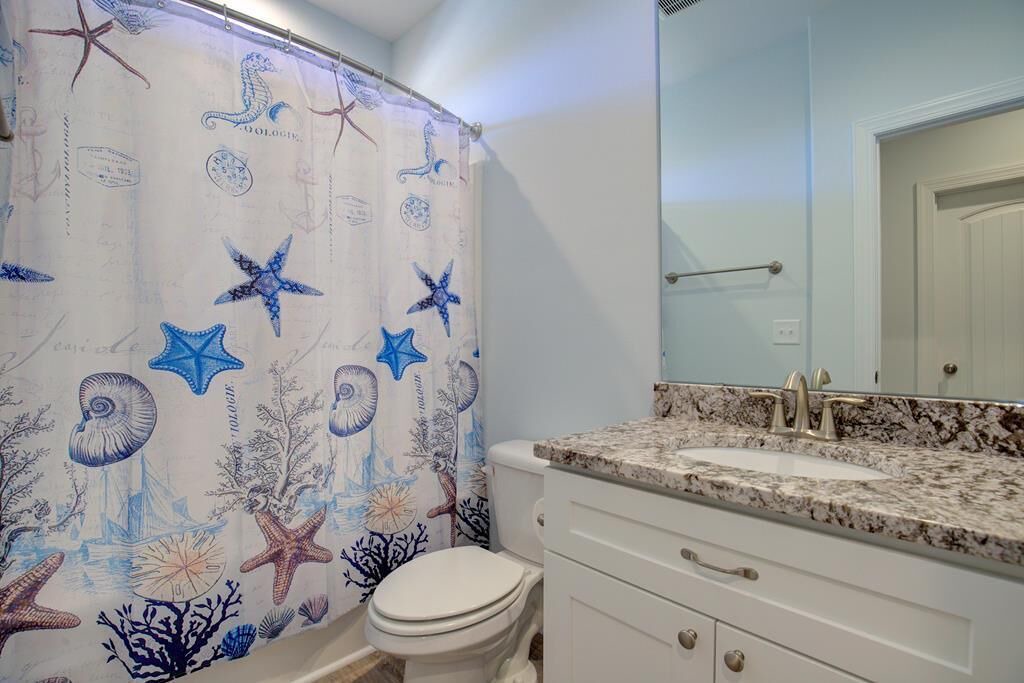 Photo of Bathroom in Cape Island