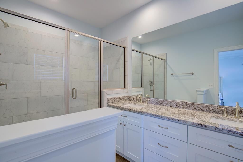 Photo of Bathroom in Cape Island
