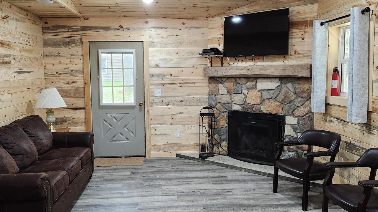 Photo of Livingroom in Tylersburg