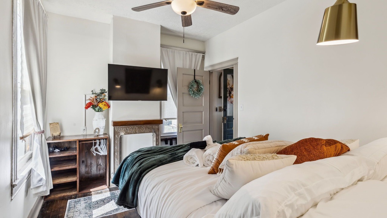Photo of Bedroom in Hough