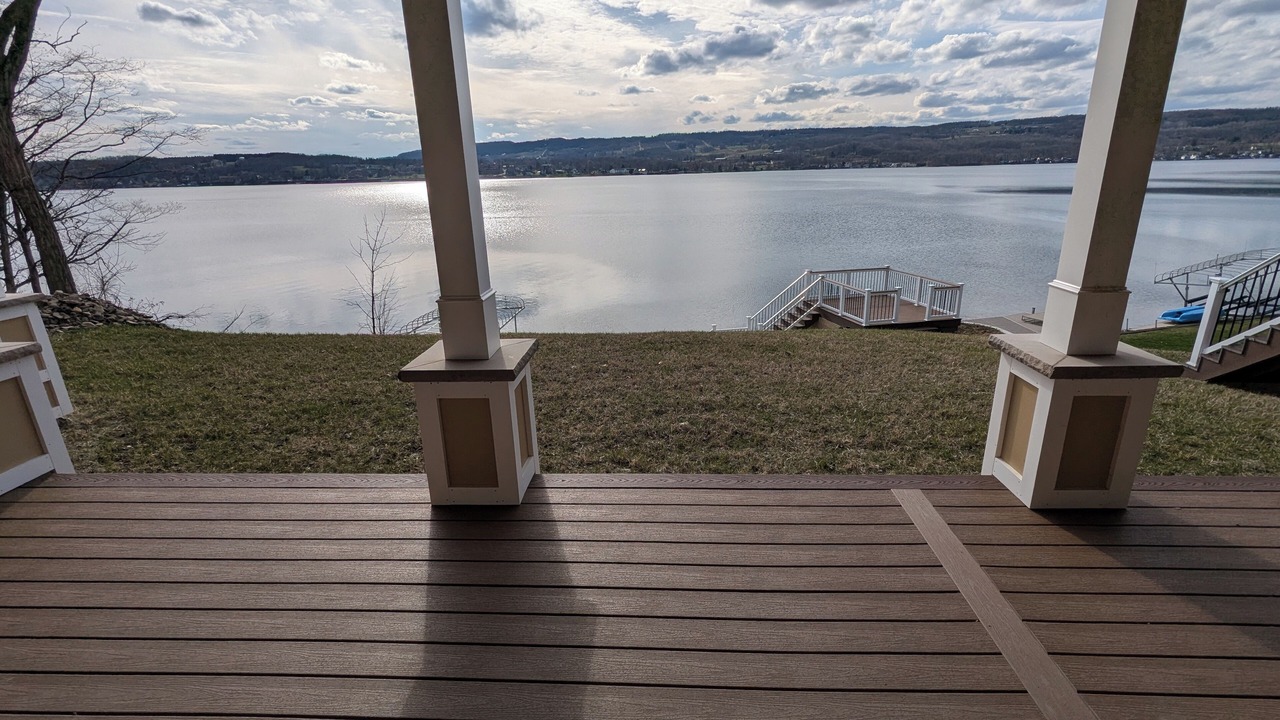 Photo of Patio Balcony in Town of Milo