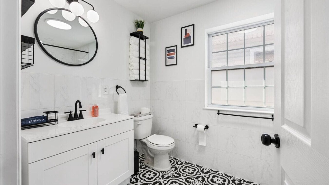 Photo of Bathroom in Constable Hook