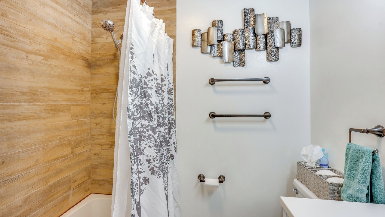 Photo of Bathroom in Valley Green