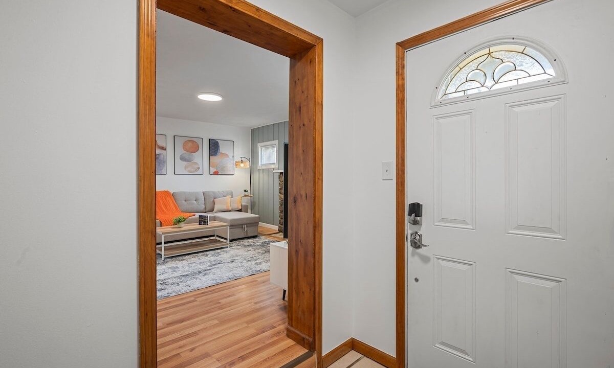 Photo of Livingroom in Natrona Heights