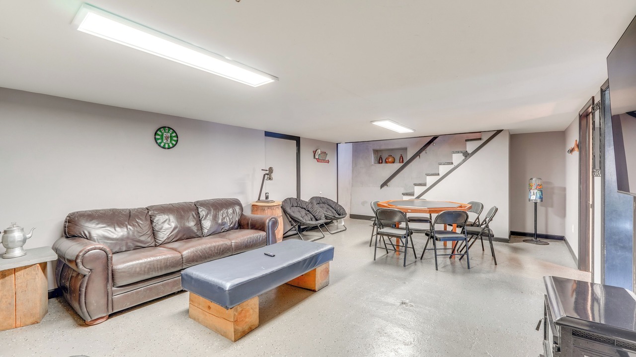 Photo of Livingroom in East Stroudsburg