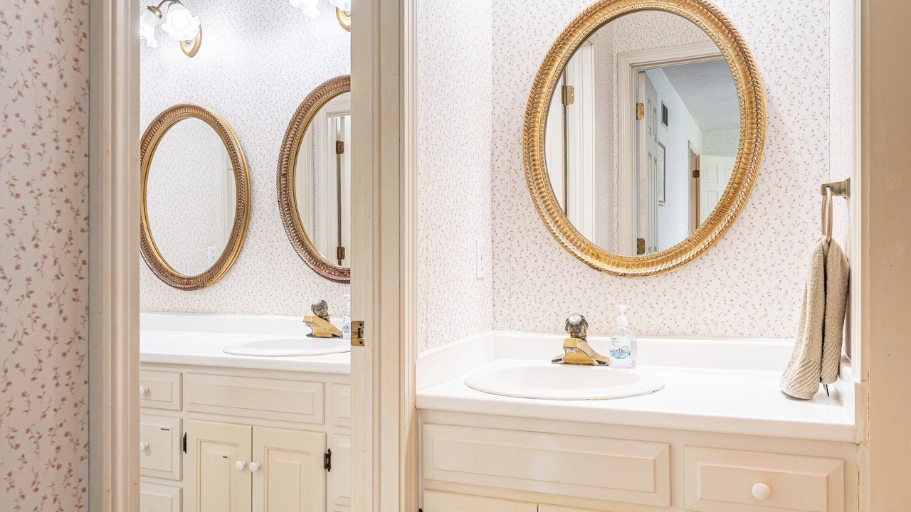 Photo of Bathroom in Orrville