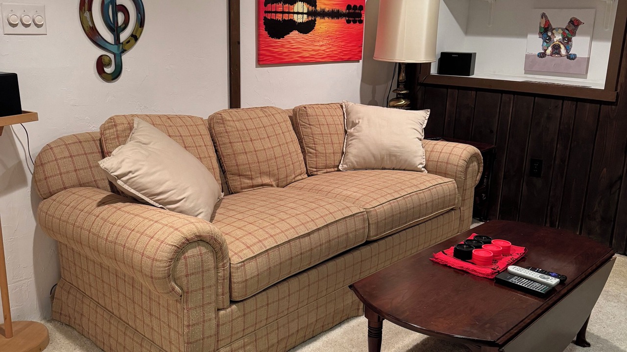 Photo of Livingroom in Lewisburg