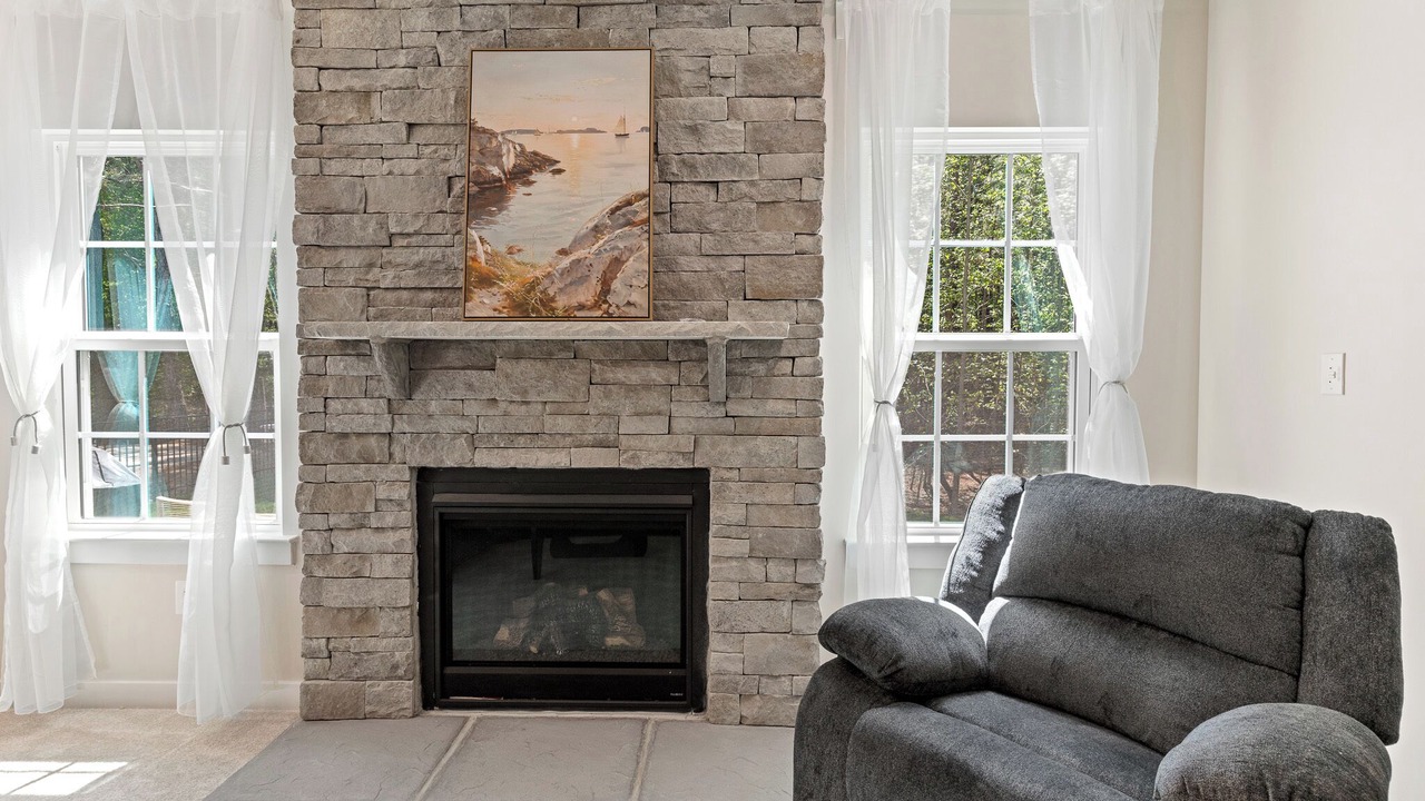 Photo of Livingroom in Bayside