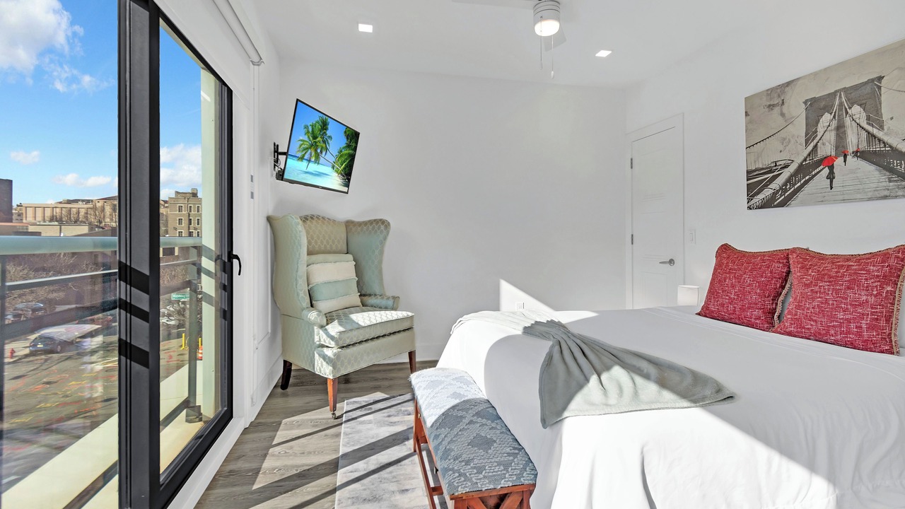Photo of Bedroom in Downtown Newark