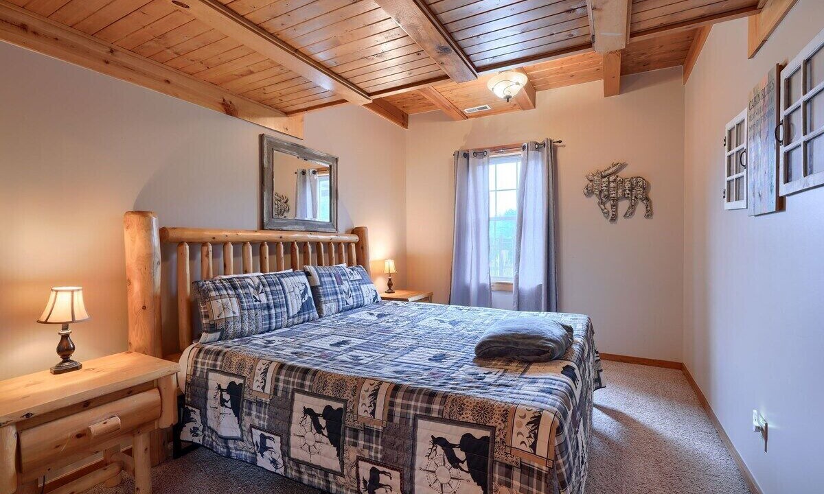 Photo of Bedroom in Rockbridge