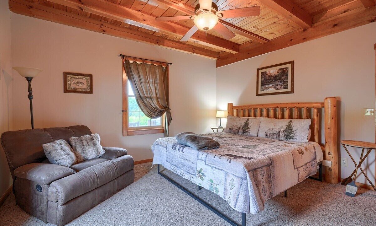 Photo of Bedroom in Rockbridge