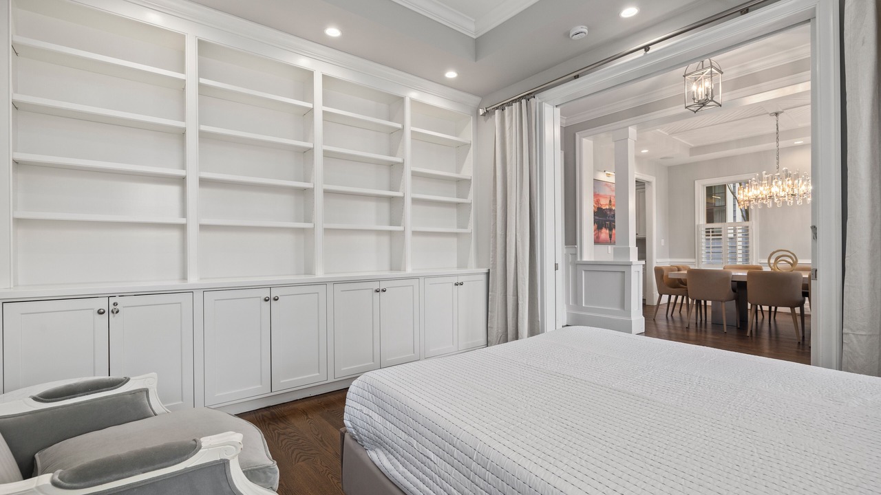 Photo of Bedroom in Virginia Square
