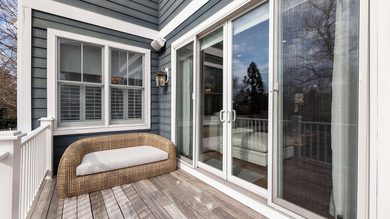 Photo of Patio Balcony in Virginia Square