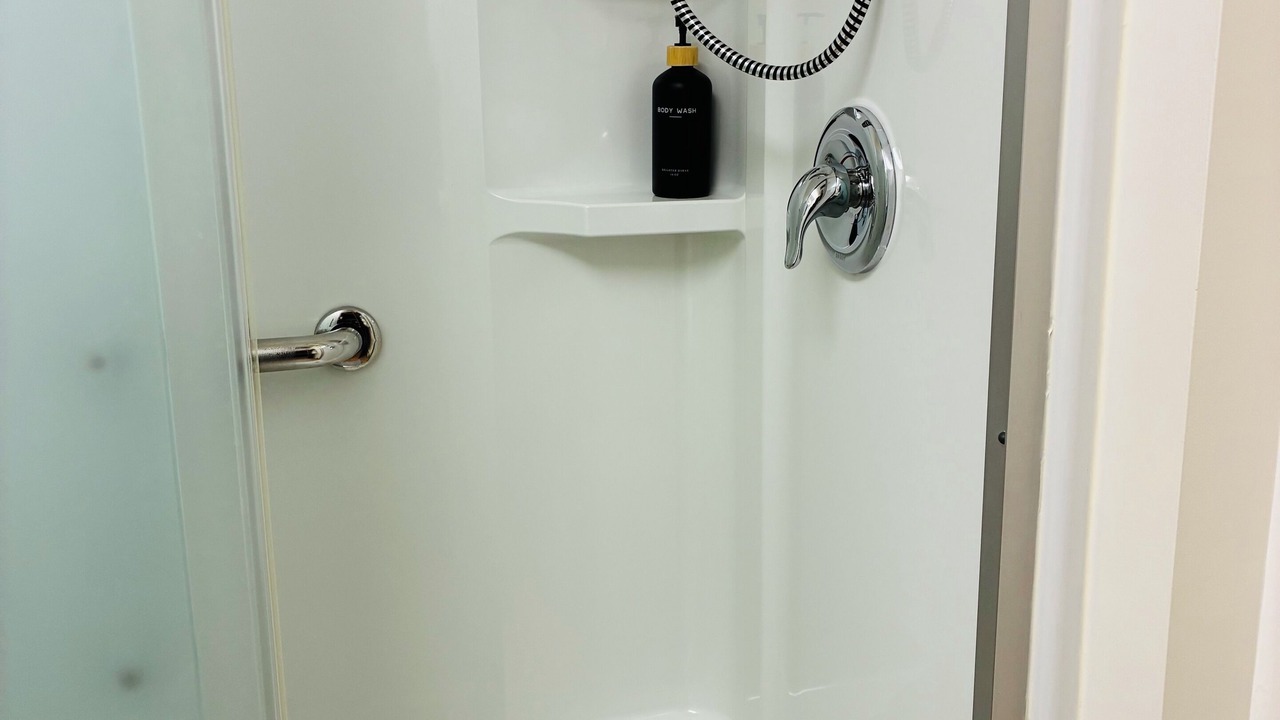 Photo of Bathroom in Galion