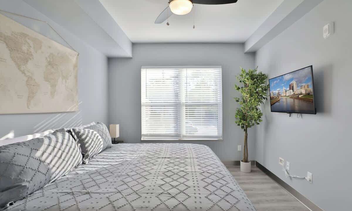 Photo of Bedroom in Old North Columbus
