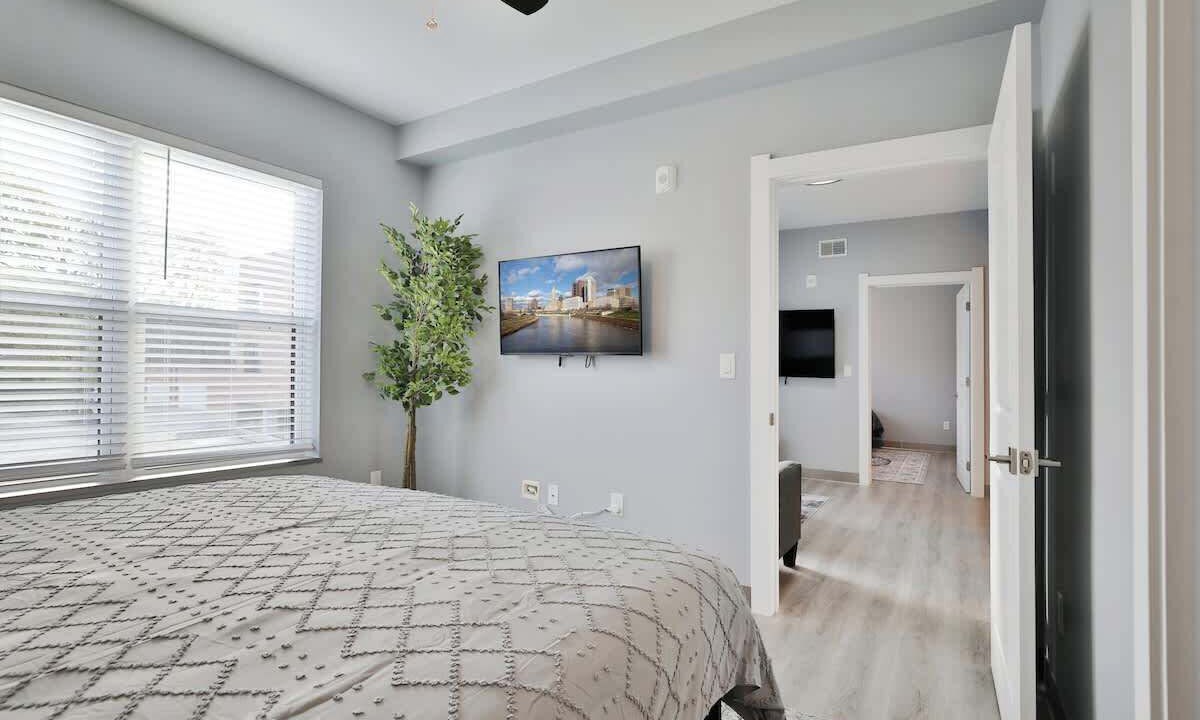 Photo of Bedroom in Old North Columbus