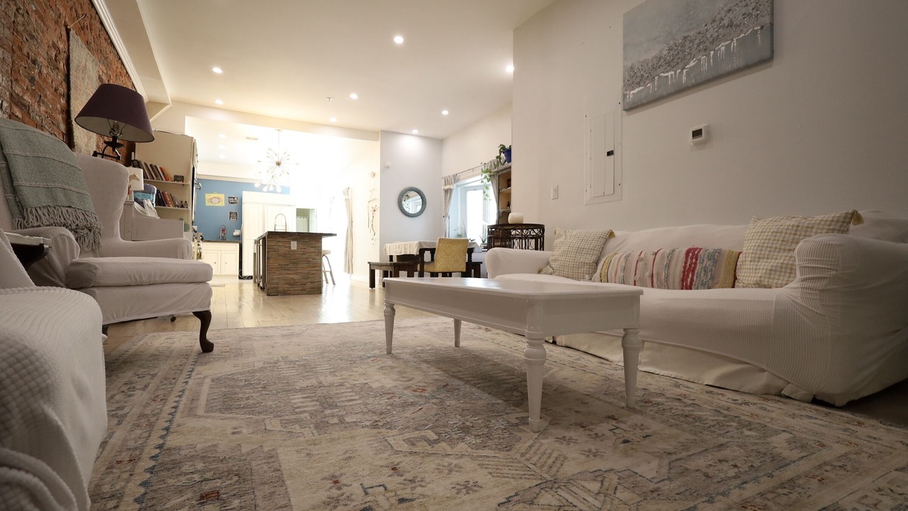Photo of Livingroom in Norris Square