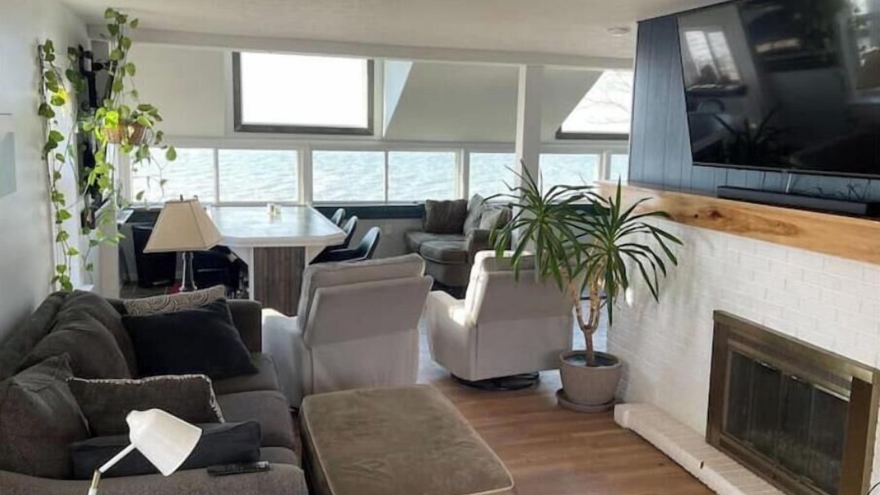 Photo of Livingroom in Vermilion