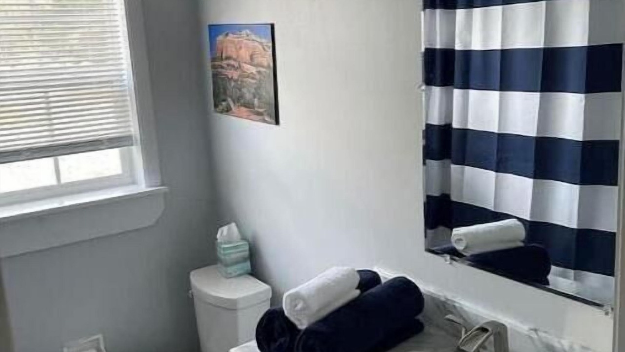 Photo of Bathroom in Vermilion