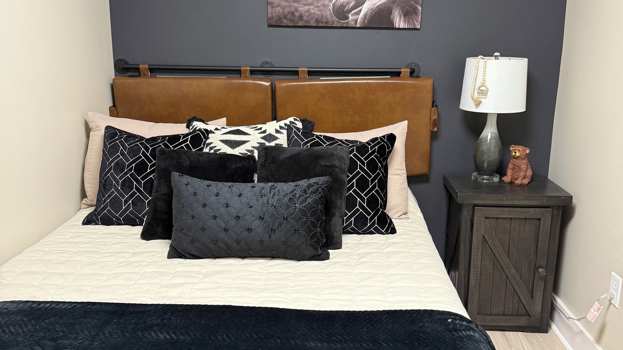 Photo of Bedroom in South Williamson