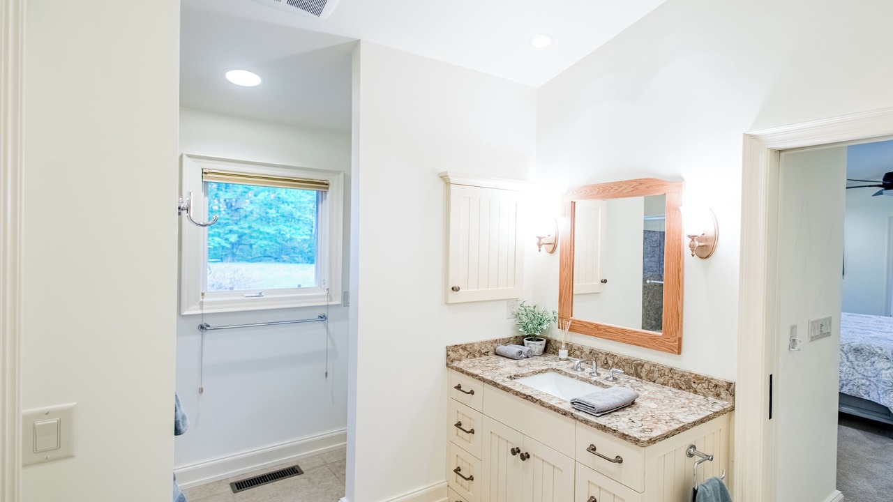 Photo of Bathroom in Canal Fulton