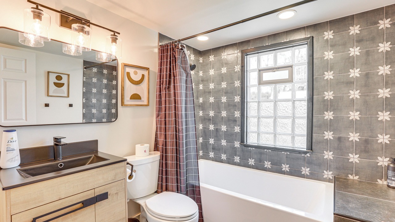 Photo of Bathroom in Youngstown