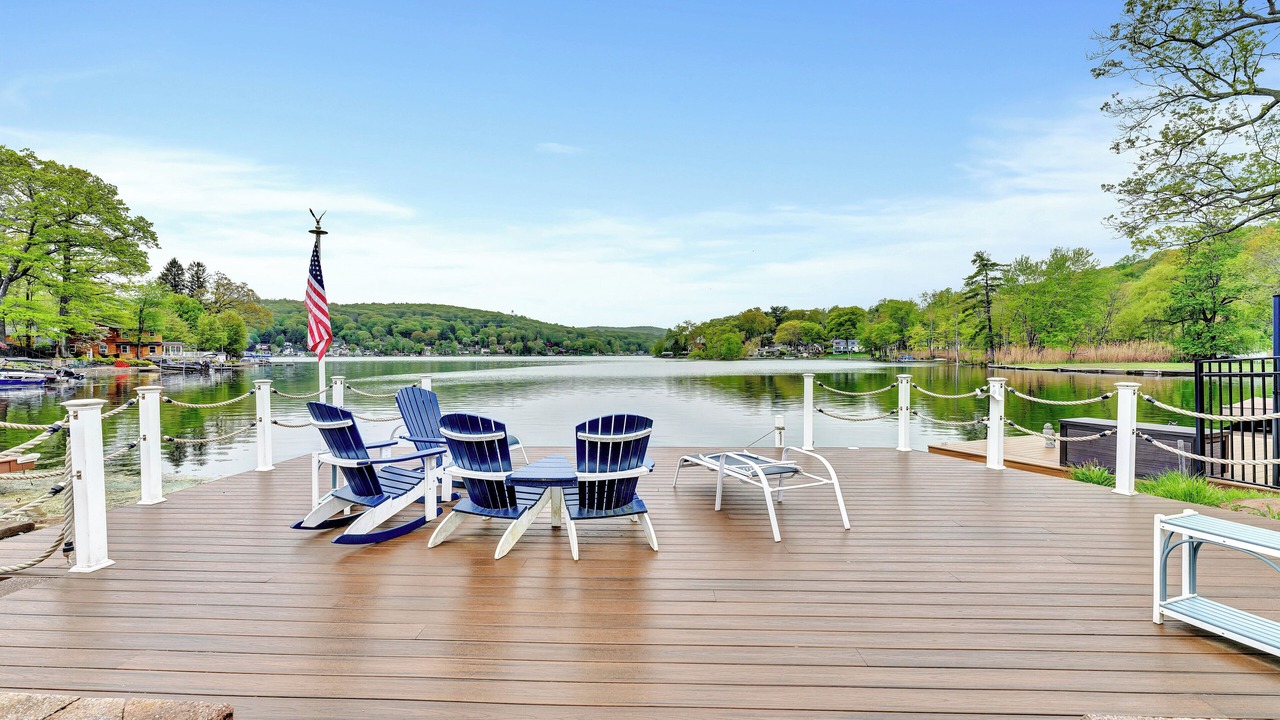 Photo of Patio Balcony in Lake Mohawk