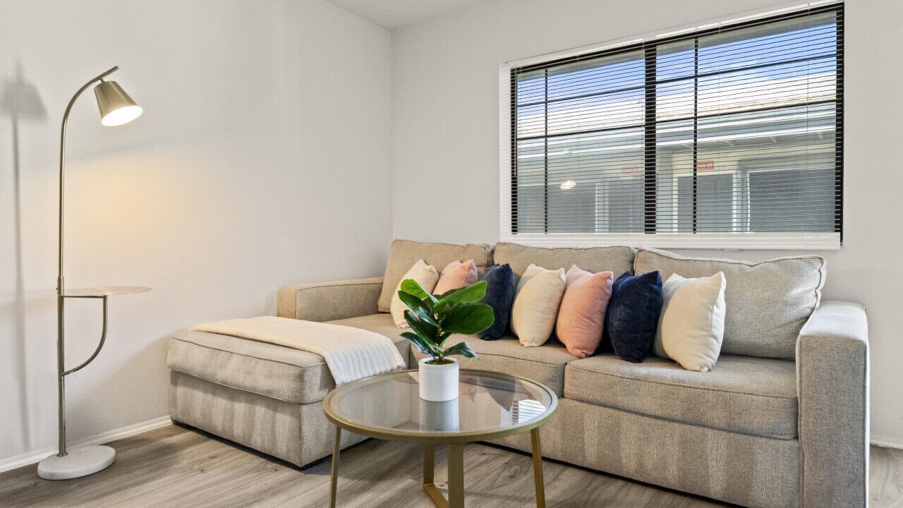 Photo of Livingroom in Peaceful Valley