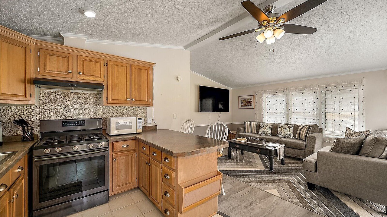 Photo of Kitchen in Assateague Pointe
