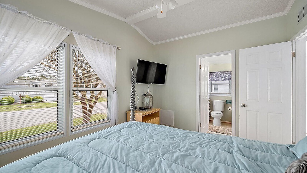 Photo of Bedroom in Assateague Pointe