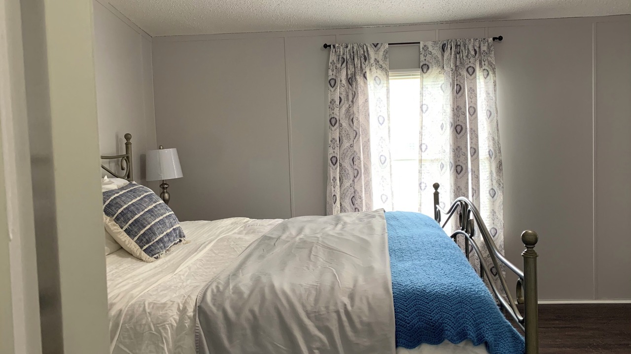 Photo of Bedroom in Millersville