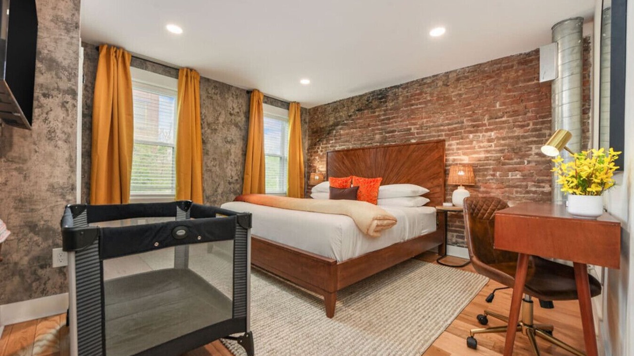 Photo of Bedroom in Central Northside