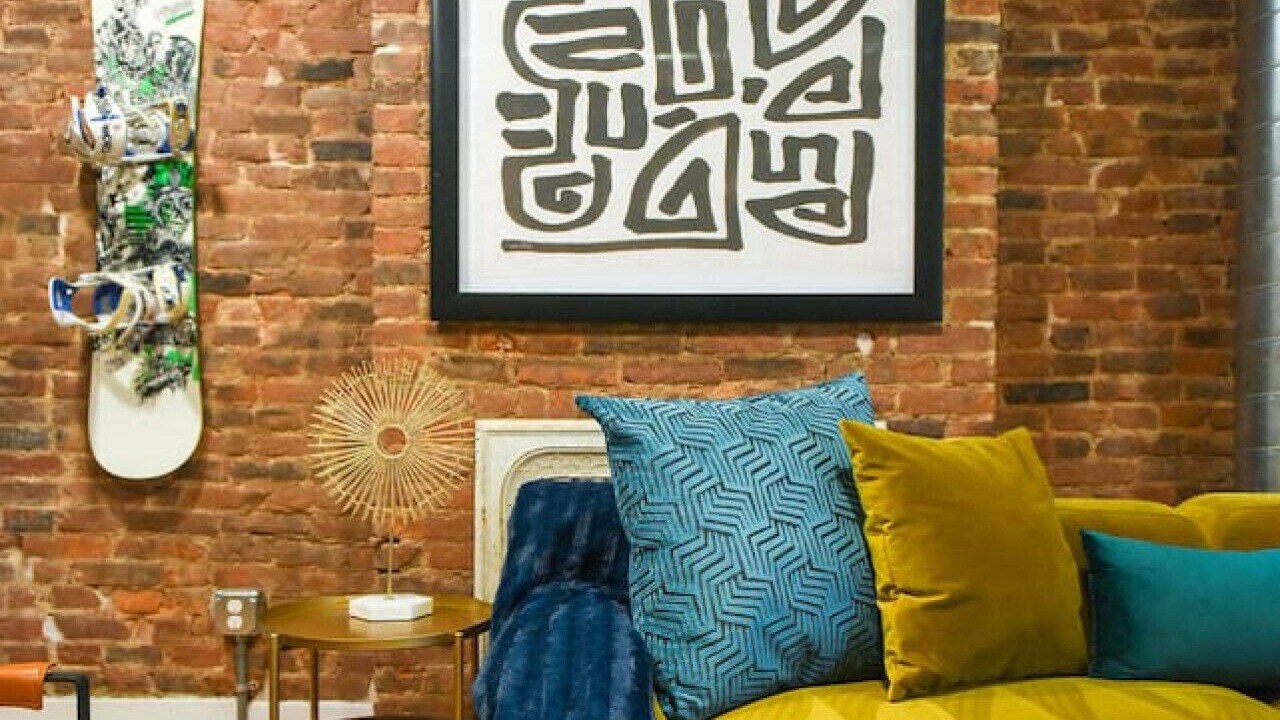 Photo of Livingroom in Central Northside
