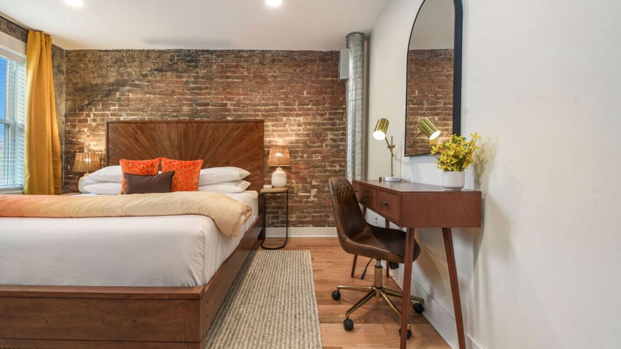 Photo of Bedroom in Central Northside