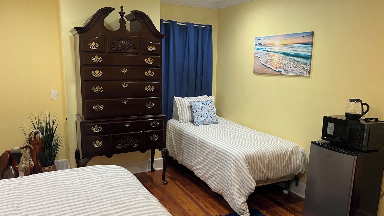 Photo of Bedroom in Long Branch