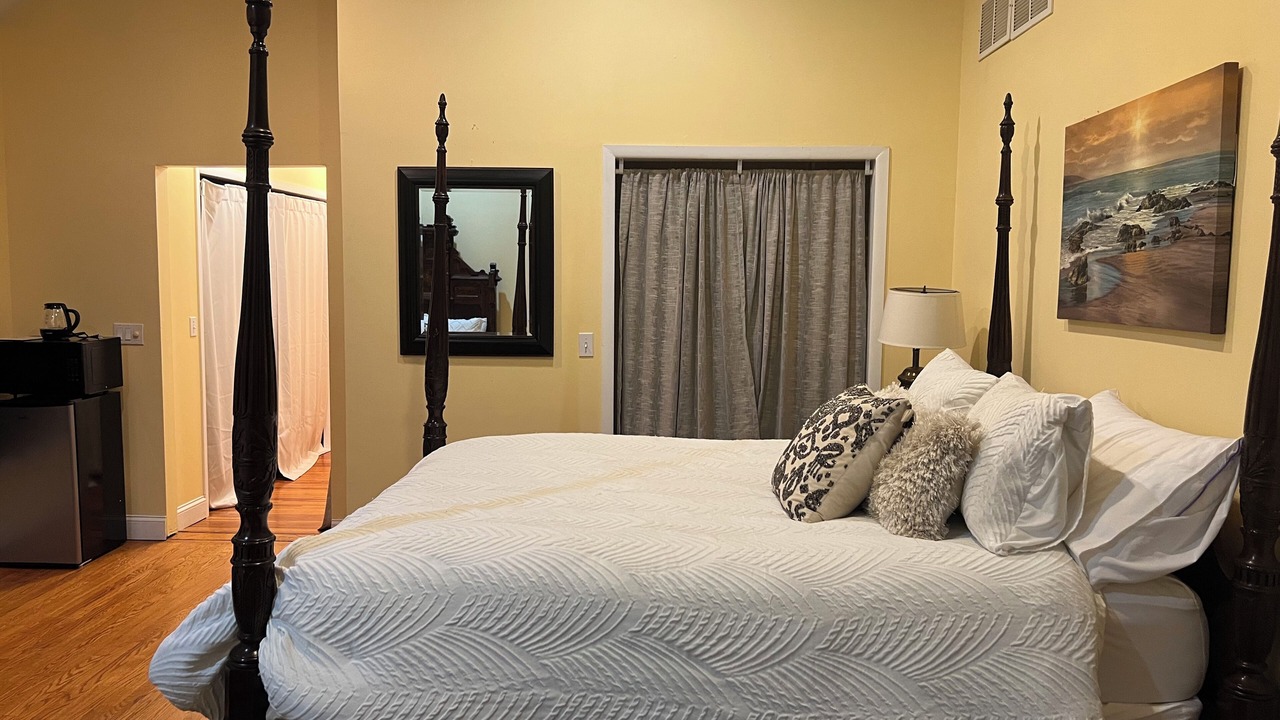 Photo of Bedroom in Long Branch