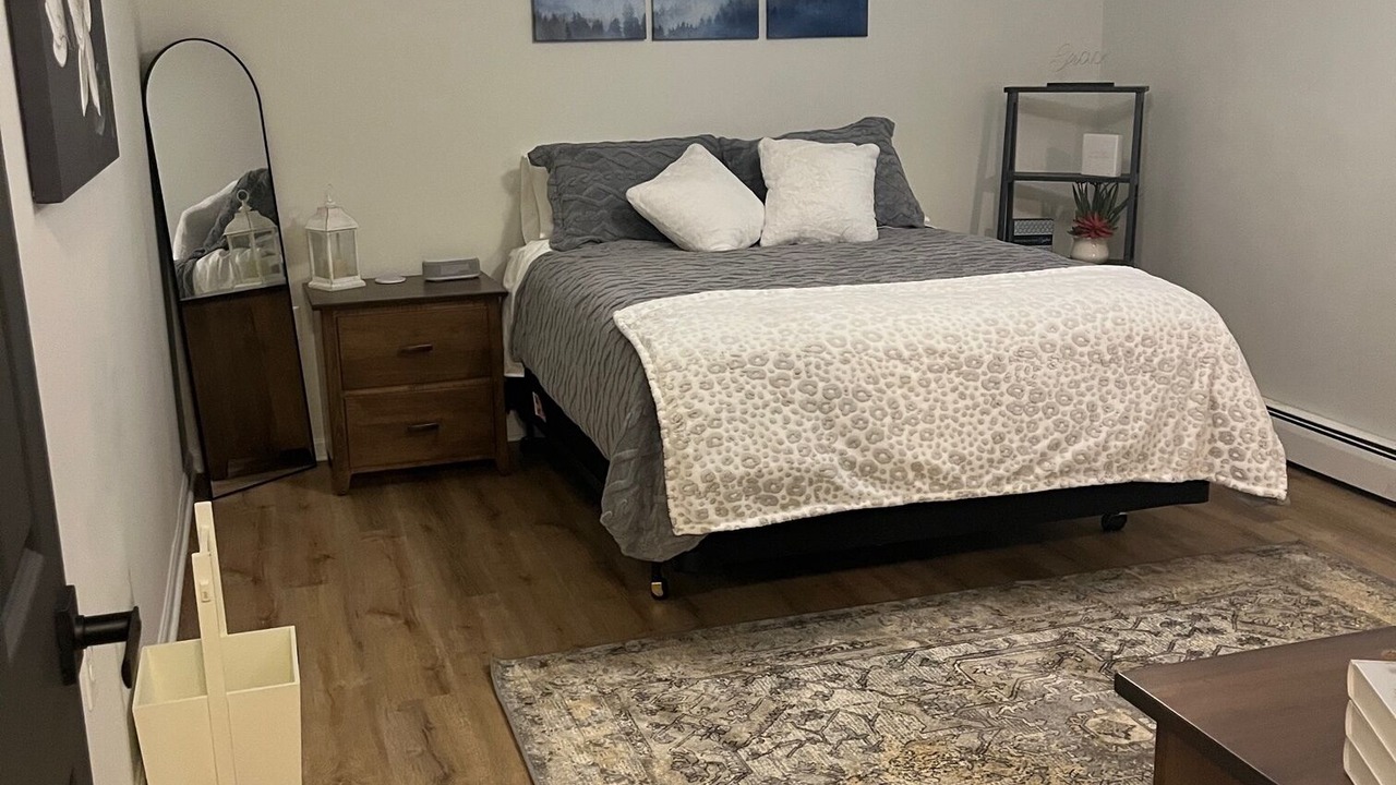 Photo of Bedroom in Royalton