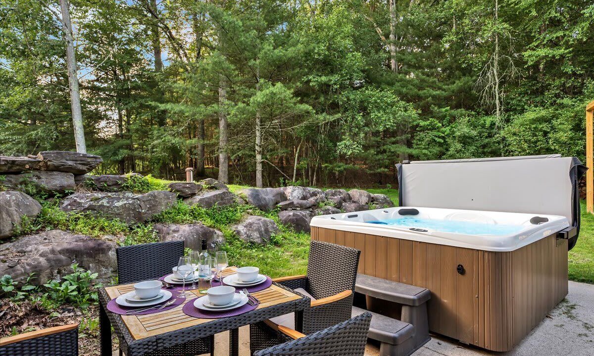 Photo of Outdoor in Reeders