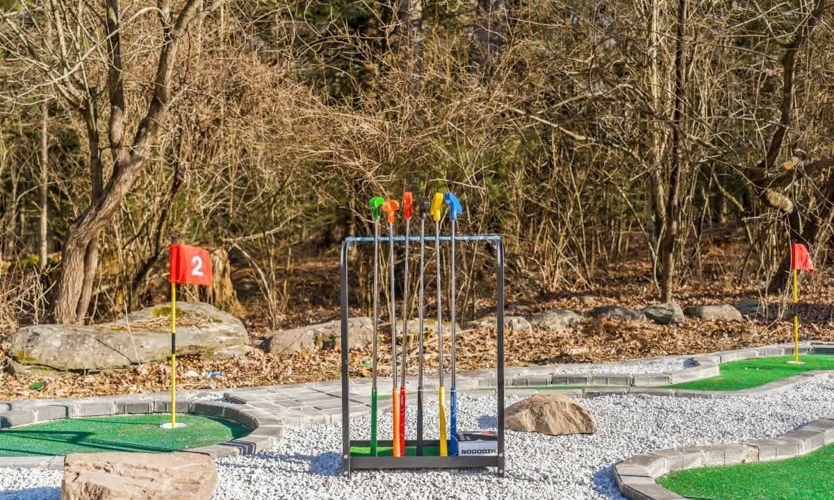 Photo of Outdoor in Reeders
