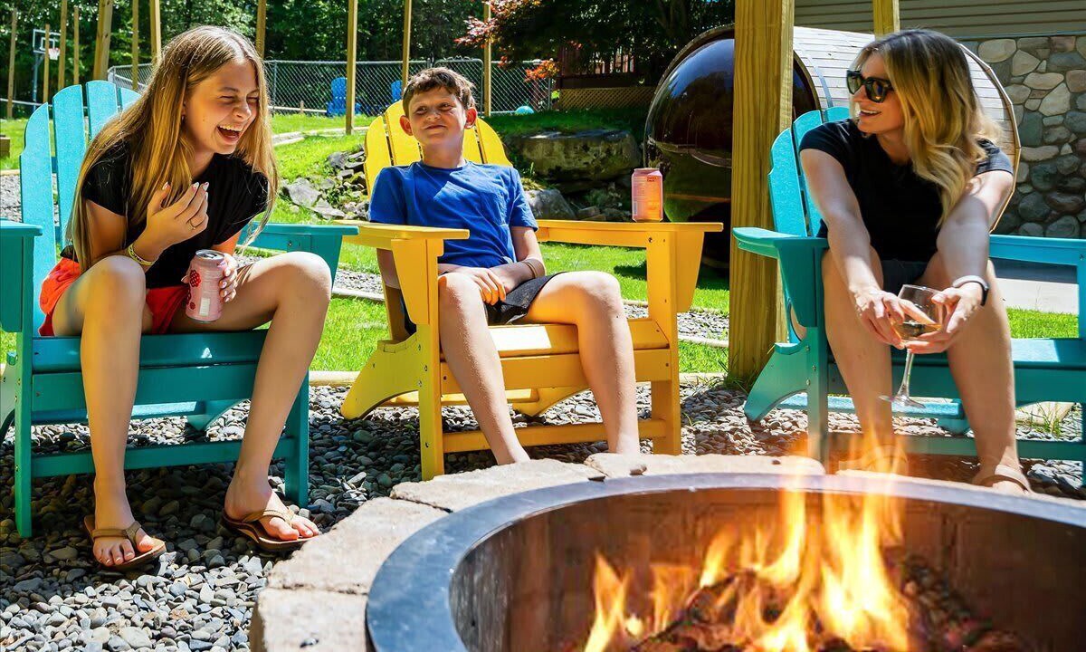Photo of Outdoor in Reeders